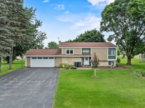 102 S 6th St, COLBY, WI, 54421-9442 | Card Image