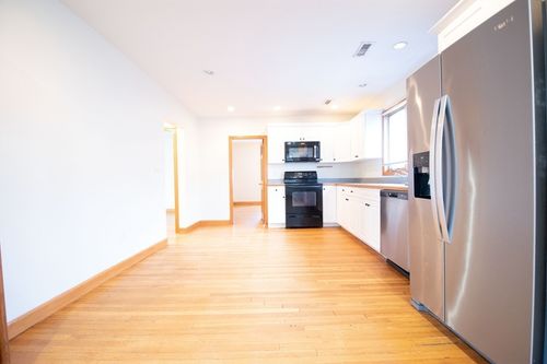 2-18-20 Greymere Rd, Boston, MA, 02135-3009 | Card Image