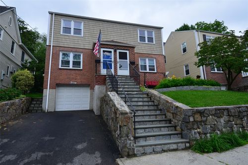 20 Oak Ave, Eastchester, NY, 10707-4006 | Card Image