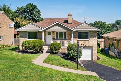 1637 Worcester Dr, Pittsburgh, PA, 15243-1533 | Card Image
