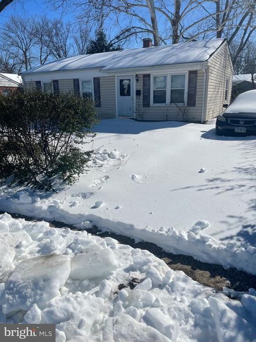 1015 Dumbarton Rd, GLEN BURNIE, MD, 21060-7008 | Card Image