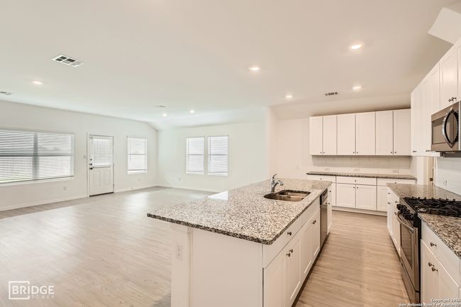 1212 Treehouse Ln, House other with 3 bedrooms, 2 bathrooms and null parking in New Braunfels TX | Image 11
