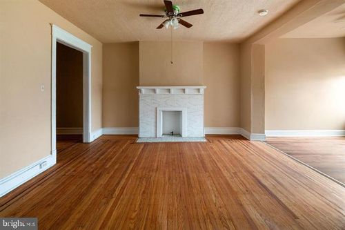 2nd-fl-4815 Walnut Street, PHILADELPHIA, PA, 19139 | Card Image