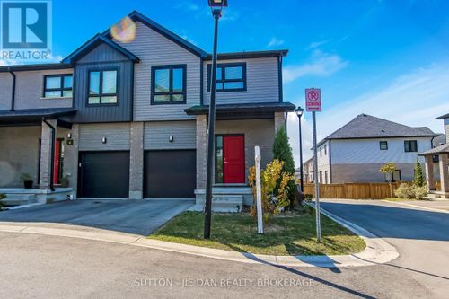 2-819 Kleinburg Dr, London, ON, N5X0N6 | Card Image