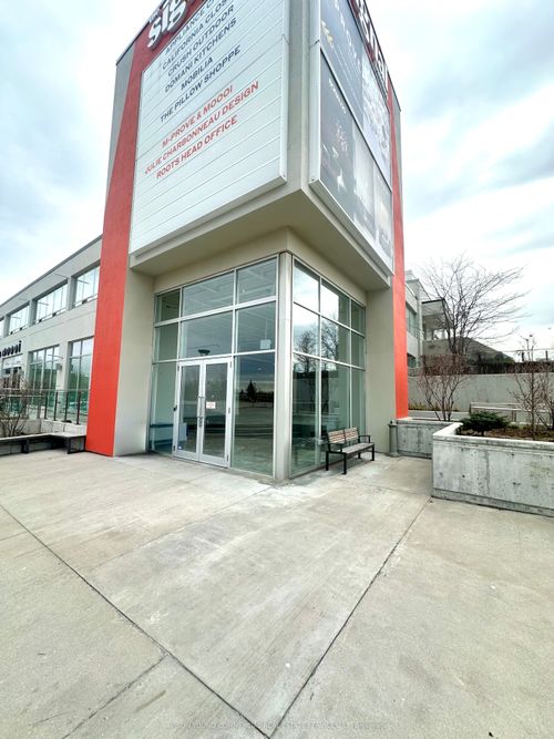 105-109-1400 Castlefield Ave, York, ON, M6B4N4 | Card Image