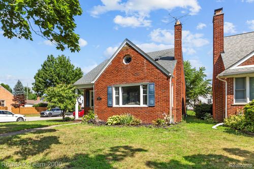 23750 Cherry Hill St, Dearborn, MI, 48124-1418 | Card Image