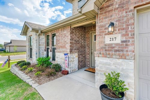 217 Oak Ave, Gentry, AR, 72734-4024 | Card Image