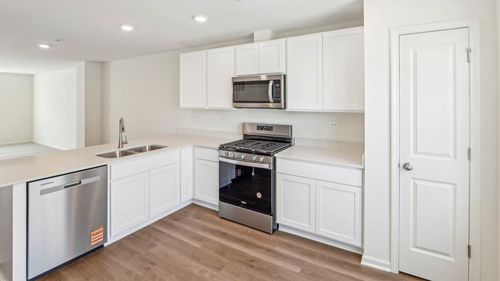 17343 Ulster Dr, Tinley Park, IL, 60477-4846 | Card Image