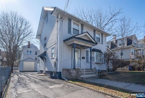 20 Maple Street, West Orange, NJ, 07052 | Card Image