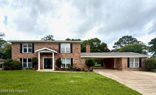 825 Warren St, Pascagoula, MS, 39567-7553 | Card Image