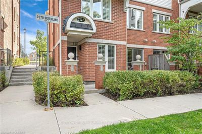 16 - 2579 6 Th Line, Condo with 2 bedrooms, 2 bathrooms and 1 parking in Oakville ON | Image 1