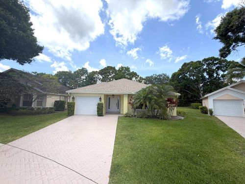 226 Moccasin Trl W, Jupiter, FL, 33458-8025 | Card Image
