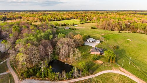 1075 Fannie Nicholson Rd, Chapmansboro, TN, 37035-5218 | Card Image