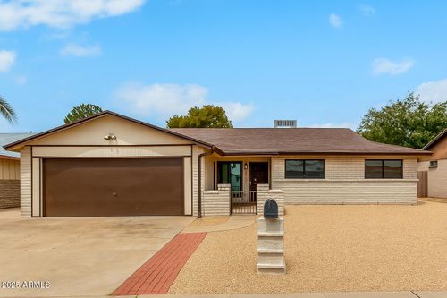 5630 W Vogel Ave, Glendale, AZ, 85302-3253 | Card Image