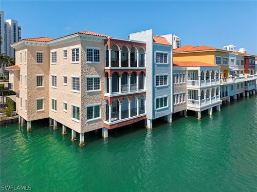 apt-2000-4000 Gulf Shore Blvd N, NAPLES, FL, 34103-2286 | Card Image