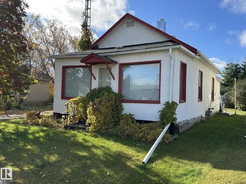 4522 51 St, Smoky Lake, AB, T0A3C0 | Card Image