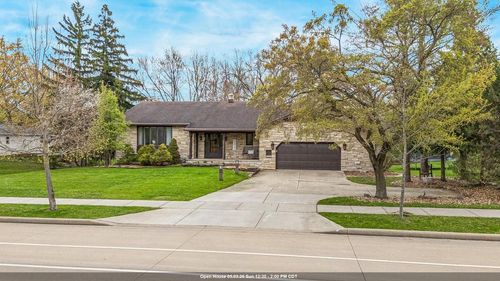 825 W Kimberly Avenue, KIMBERLY, WI, 54136 | Card Image