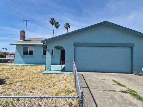 601 Danrose Dr, American Canyon, CA, 94503-1327 | Card Image