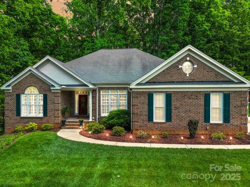 160 Fernbrook Dr, Mooresville, NC, 28117-4403 | Card Image
