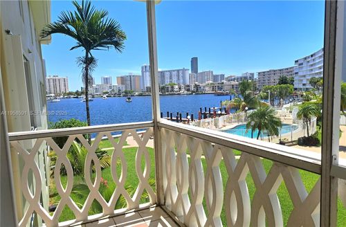 apt-2b-450 Golden Isles Dr, Hallandale Beach, FL, 33009-7562 | Card Image