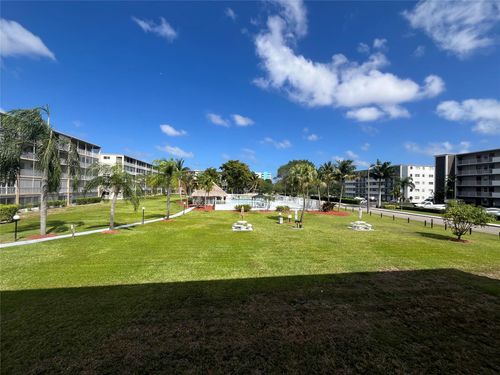 apt-210-4700 Washington St, Hollywood, FL, 33021-7659 | Card Image