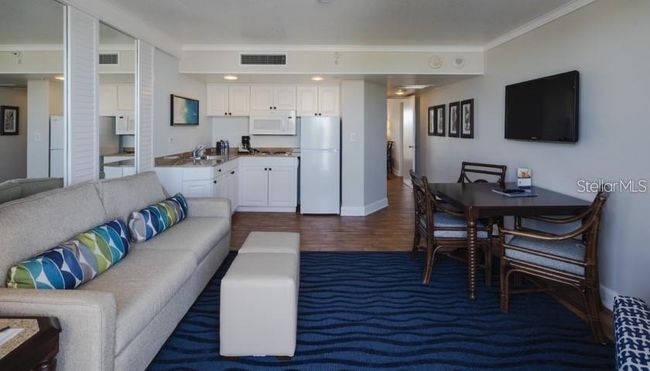 4246 - 5500 Gulf Blvd, Condo with 2 bedrooms, 2 bathrooms and null parking in ST PETE BEACH FL | Image 8