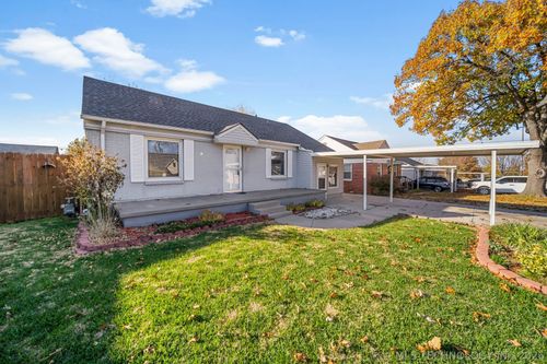 528 Pittsburg Ave, Tulsa, OK, 74112-1204 | Card Image