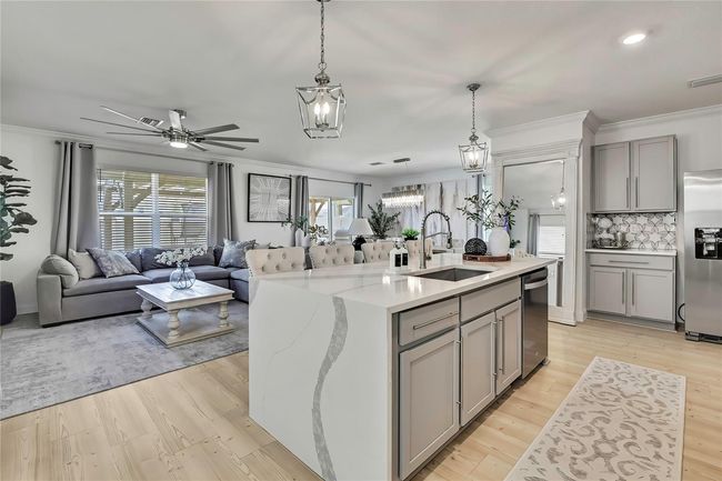 9188 Forge Breeze Loop, House other with 4 bedrooms, 3 bathrooms and null parking in WESLEY CHAPEL FL | Image 7