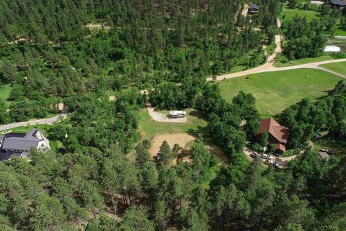 20043 Higgins Gulch Rd, Spearfish, SD, 57783-6095 | Card Image