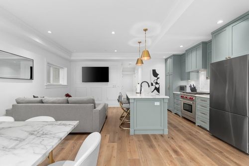 {{alt}} | Card Image