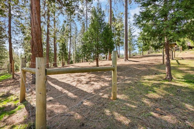 10415 - 10415 Mcmahon Rd, House other with 3 bedrooms, 5 bathrooms and null parking in Coulterville CA | Image 80