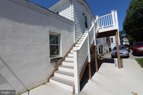 b-126 W Court St, WOODSTOCK, VA, 22664-1409 | Card Image