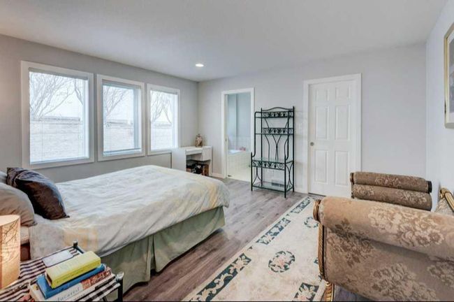 34 Candle Terrace Sw, Home with 2 bedrooms, 1 bathrooms and 4 parking in Calgary AB | Image 17