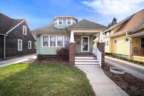4471 N Morris Boulevard, Shorewood, WI, 53211 | Card Image