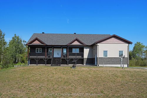 8833 Copeland Rd, Ashton, ON, K0A1B0 | Card Image