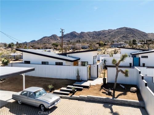 one-60271 Alta Loma Dr, Joshua Tree, CA, 92252-2853 | Card Image