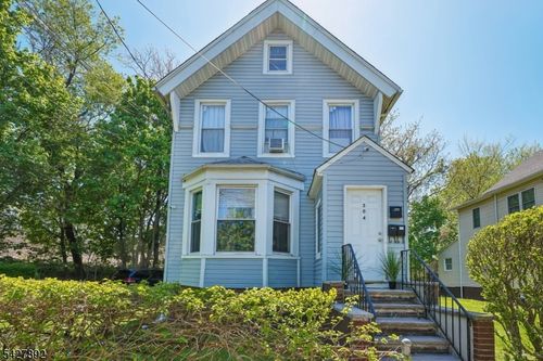 504 Glebe St, Orange, NJ, 07050-1404 | Card Image