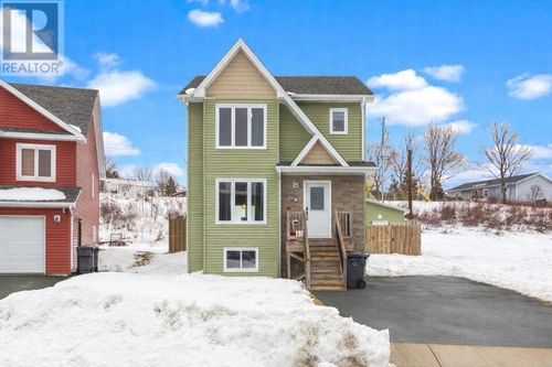 8 Rosegate Pl, Conception Bay South, NL, A1W0C6 | Card Image