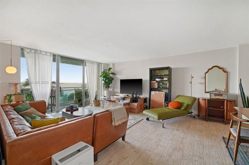 apt-416-3301 Ne 5th Ave, Miami, FL, 33137-4023 | Card Image