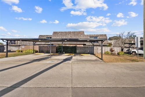 2920 Pecan Ave, LEESBURG, FL, 34748-6482 | Card Image