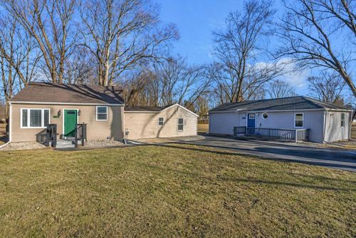 1735 S Fairbanks St, Griffith, IN, 46319-3315 | Card Image