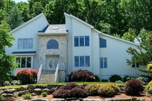 19 Lea Pl, ROCKAWAY, NJ, 07866-2319 | Card Image