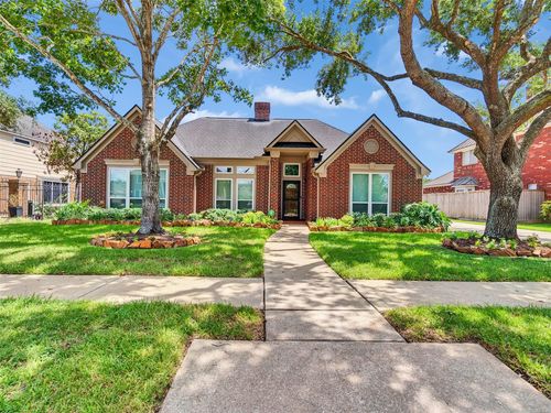 2129 Country Club Dr, Pearland, TX, 77581-5107 | Card Image