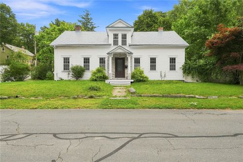 2 Border St, West Warwick, RI, 02893-2709 | Card Image