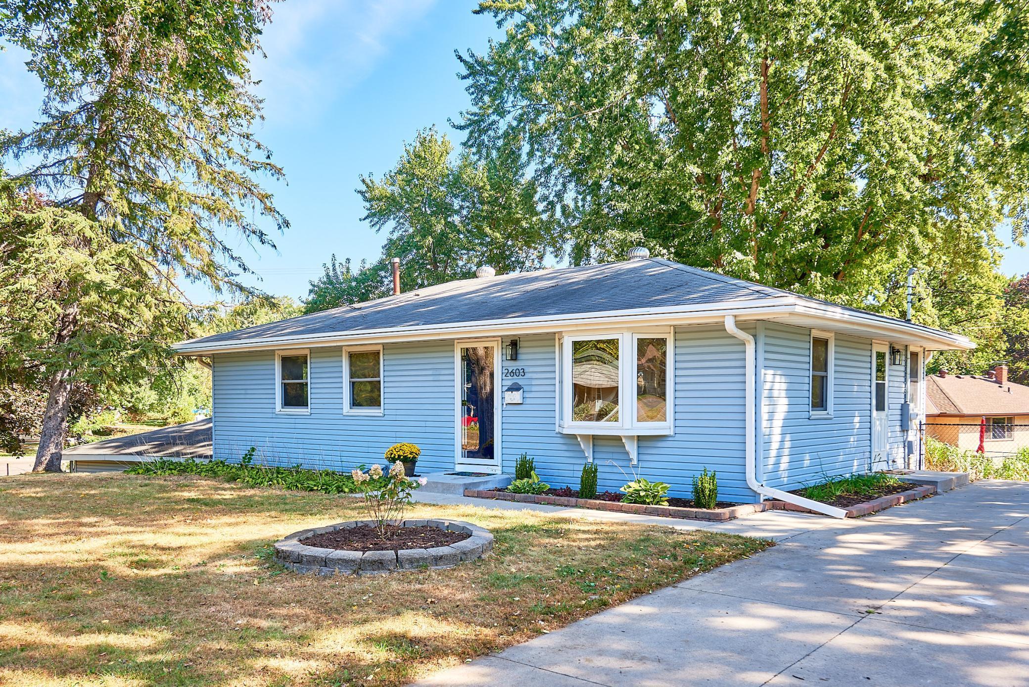 Cedar Crest Rd, Hopkins, MN 55305