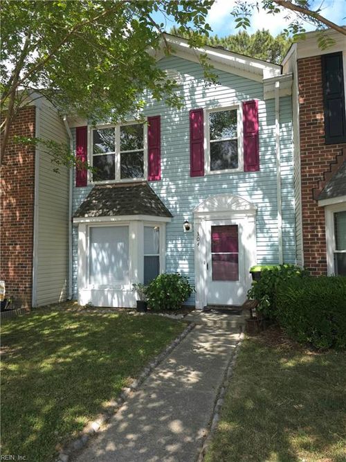 304 Arabian Cir, Yorktown, VA, 23693-2838 | Card Image