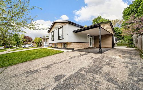 211 Dunsdon St, Brantford, ON, N3R7H7 | Card Image