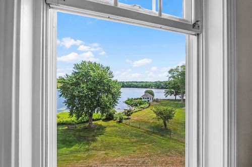 214-7 Assinippi Ave, Norwell, MA, 02061-2443 | Card Image