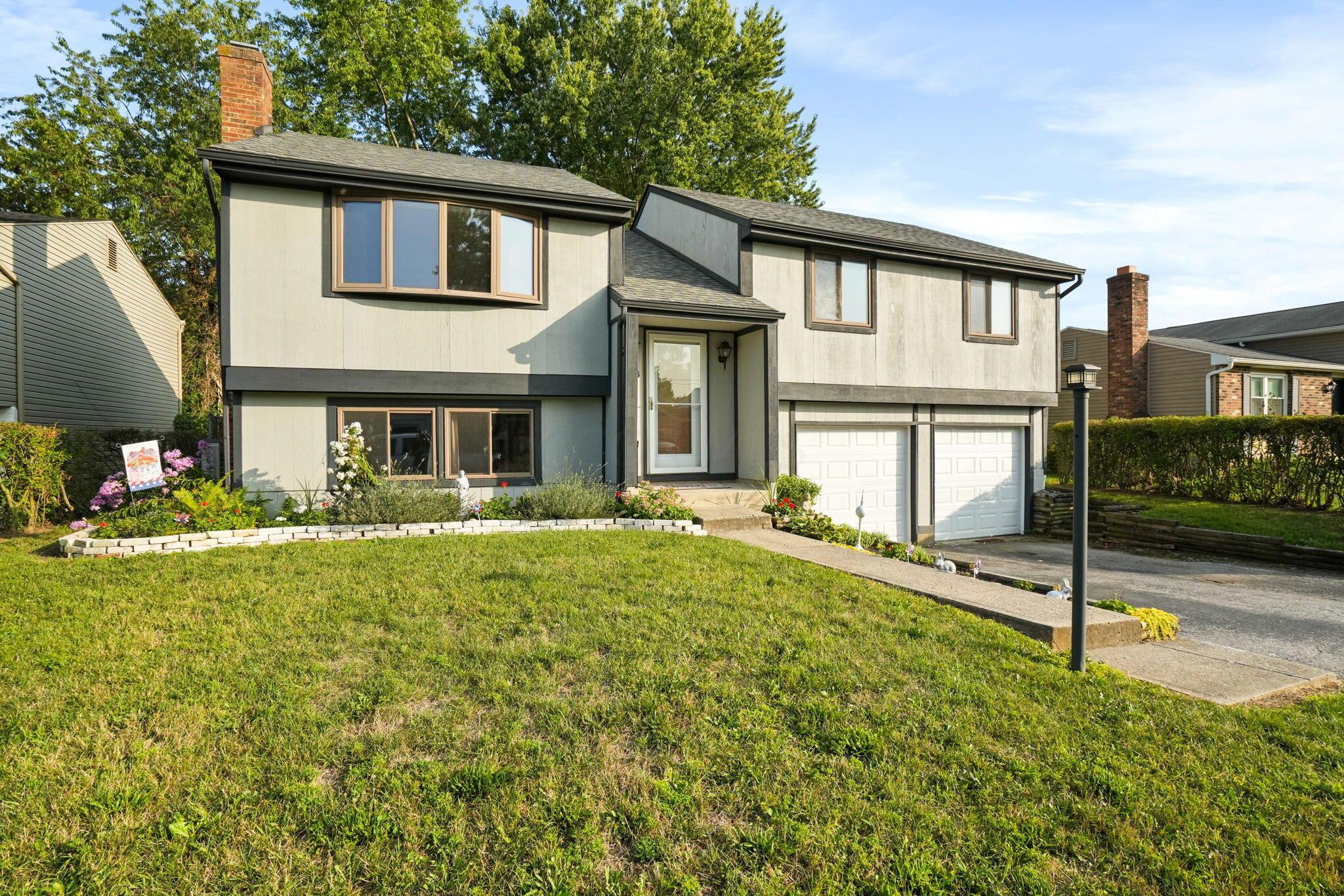 Hendron Ct, Groveport, OH 43125