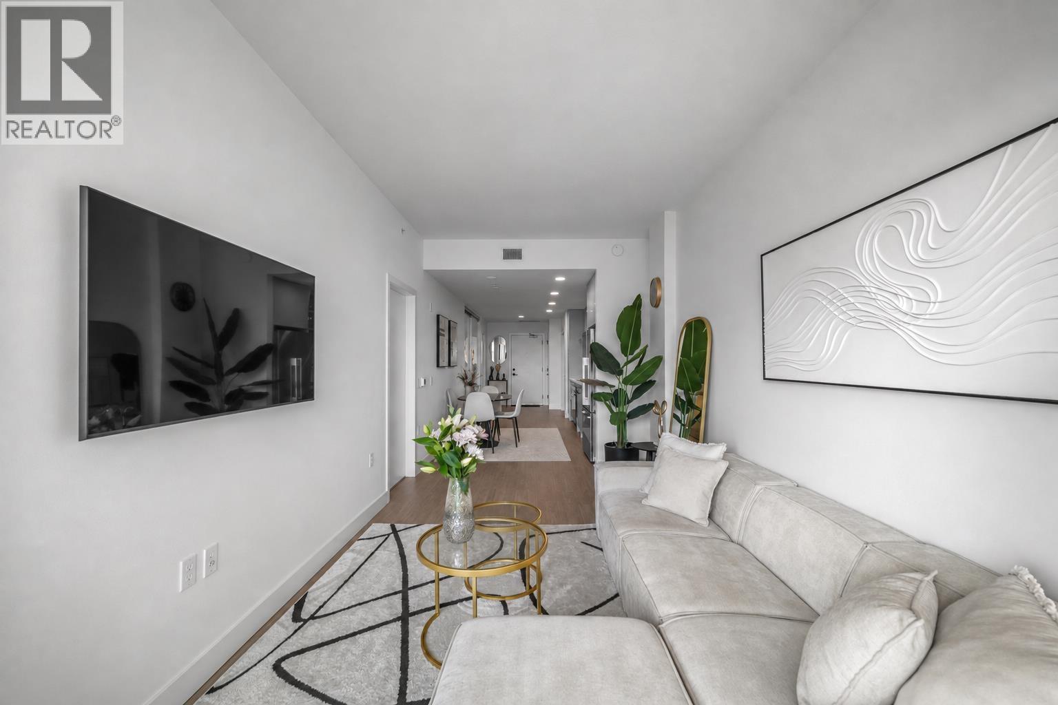 Residential in North Vancouver 5